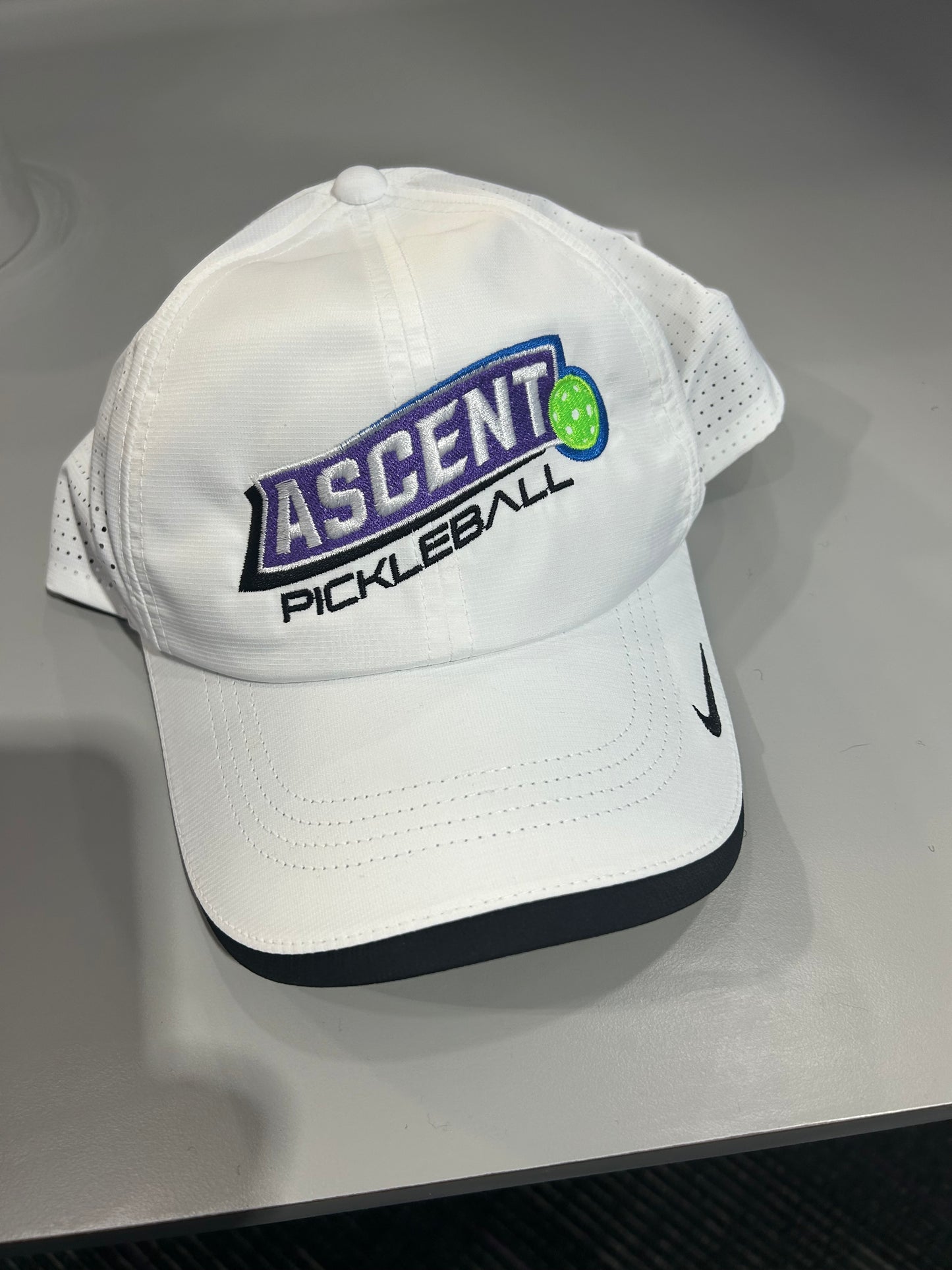 Ascent Hat- White Nike